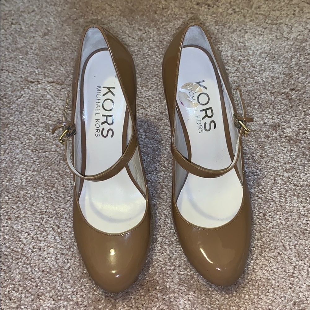 Michael Kors Mary Jane pump 8.5